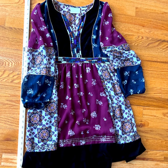 Beautiful dress like new - Picture 10 of 12